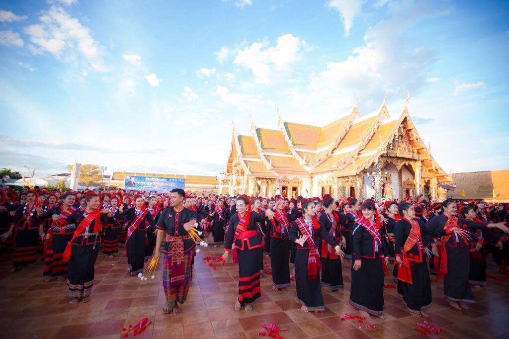 พระธาตุเชิงชุม